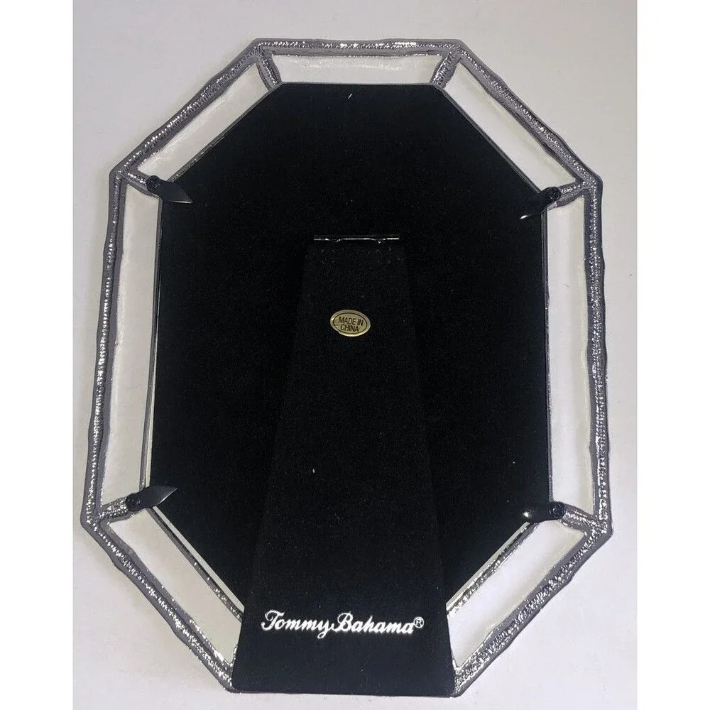 Tommy Bahama 9x7